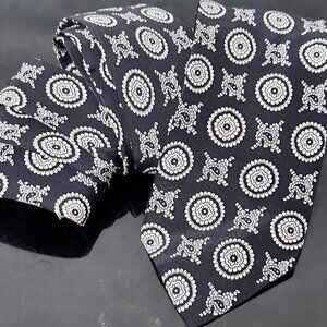 Fendi Roma Silk Tie Necktie Neckwear Mens Medallion Designer Paisley Black